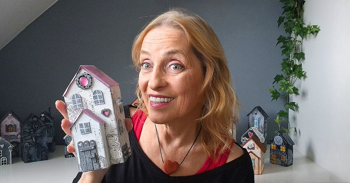 Dřevěné dekorační domečky